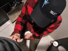 A supermarket worker was plumbed in a public restroom. It's plowing Super-fucking-hot