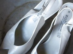 Mother in laws shoes pissed on