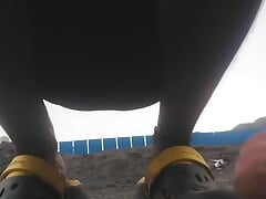 Jungle mein sex karte hue pakde gaye aur bhaagane Lag Gaye
