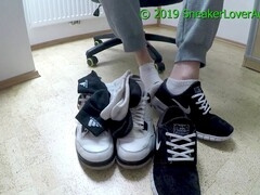 Shoejob, smelly shoes, used shoes