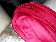 red shorts