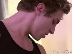 Wavy haired hottie Calvin Banks feeds my ass with his erect penis