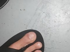 MY TOES MY TOES
