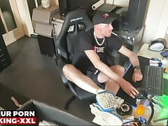 147 - Pump to the Limit 2 - Stinky Soxx