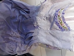 Dirndl vollgepisst