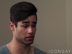 Muscular hunk fucks his lover as a last resort for breakup