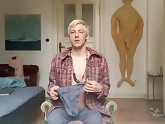 TWINK IS ALWAYS HUNGRY FOR RAW COCK