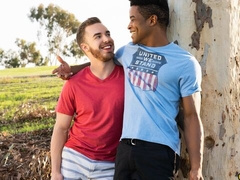 BBC amateur Landon fucks Cam's white butt