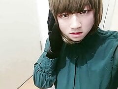 Japanese crossdresser masturbate with short hair Part1