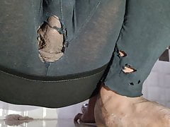 Jerking wearing my wifes ripped leggings