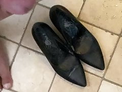 Cum on friends heels