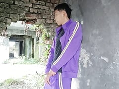 Cute Asian boy masturbates and cums in impromptu performance at construction site