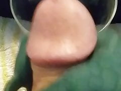 toy hand made me cum