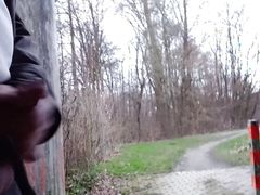 Outdoor wank