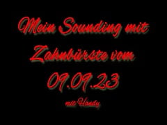 xH_Handy_Mein Sounding with toothbrush from 09.09.23
