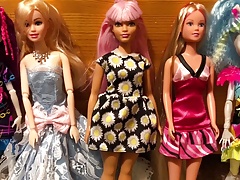 Barbie and friends lose their heads