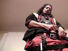 Rocker guy Max Harley luvs to jerk his own gigantic dick