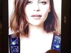 Emilia Clarke Tribute