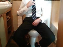 tommylads bathroon suite wank full load