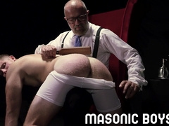 MasonicBoys - DILF tormentor Felix Kamp slaps apprentice Clayton Cherish booty