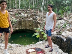 Cancun kinky fuck with two stellar Latino hotties