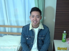 Chinese twunk wanks man sausage