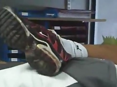 sneaker again