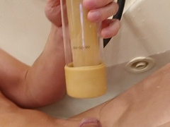 Venus 2000 in the Tub