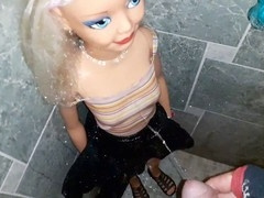 Mexican Man Offes Golden Shower