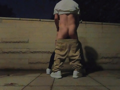 I asked passersby to help shoot, and ultimately thanked him for his help with my assets