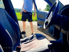 The driver milks the spear right while the camper is moving