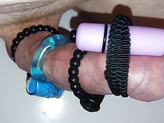 Vibrating myself, Vibratoren um meinen Schwanz