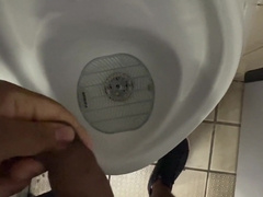 Cruising at public restroom in London