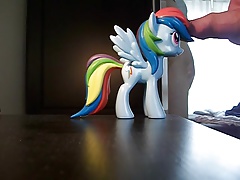 Touching Rainbow Dash