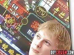 Cute twink Sky Sylvanus masturbates and cums after interview